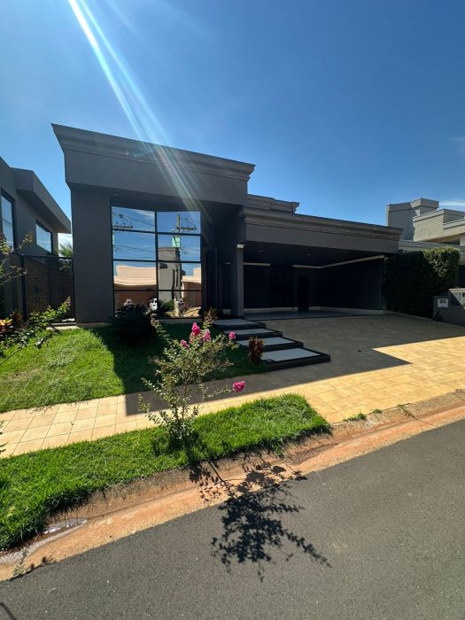 Casa em Condomínio - Venda - Parque Residencial Damha V - São José do Rio Preto - SP