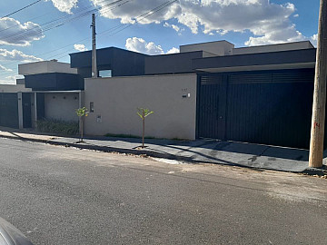 CASAS RESIDENCIAL BORBOLETA II